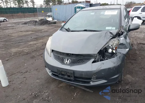 2013 Honda Fit from USA, damaged, VIN JHMGE8G38DC066619